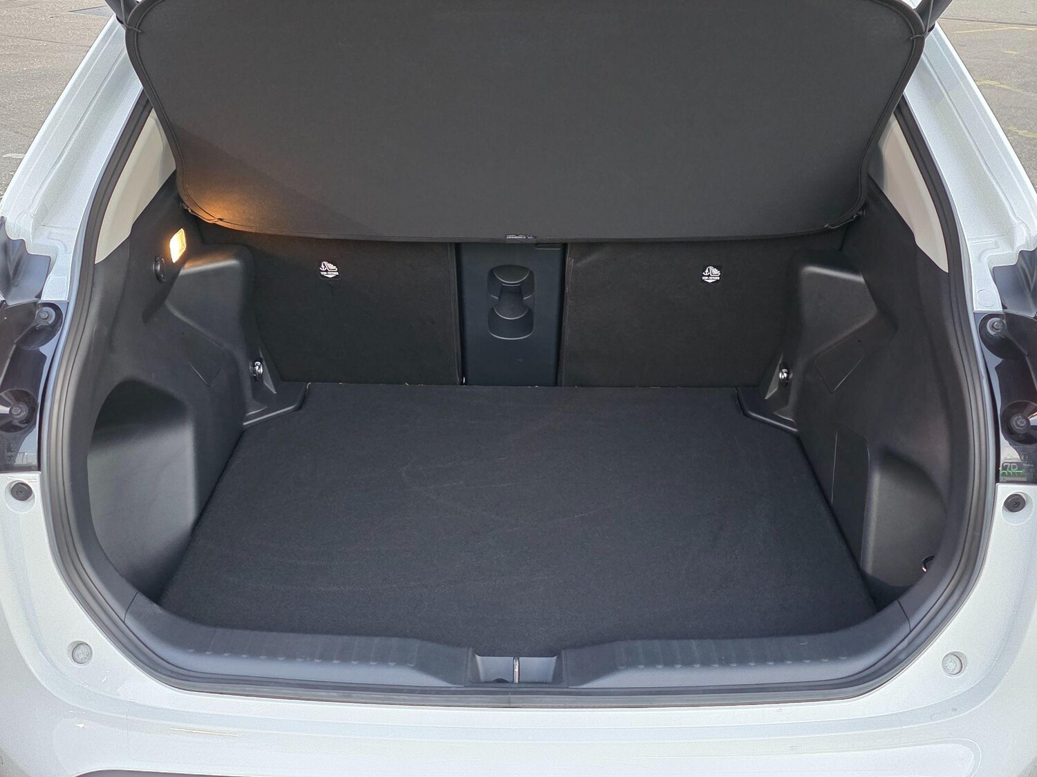 Used Toyota Yaris Cross 2023 for sale - 77688817: Photo 32