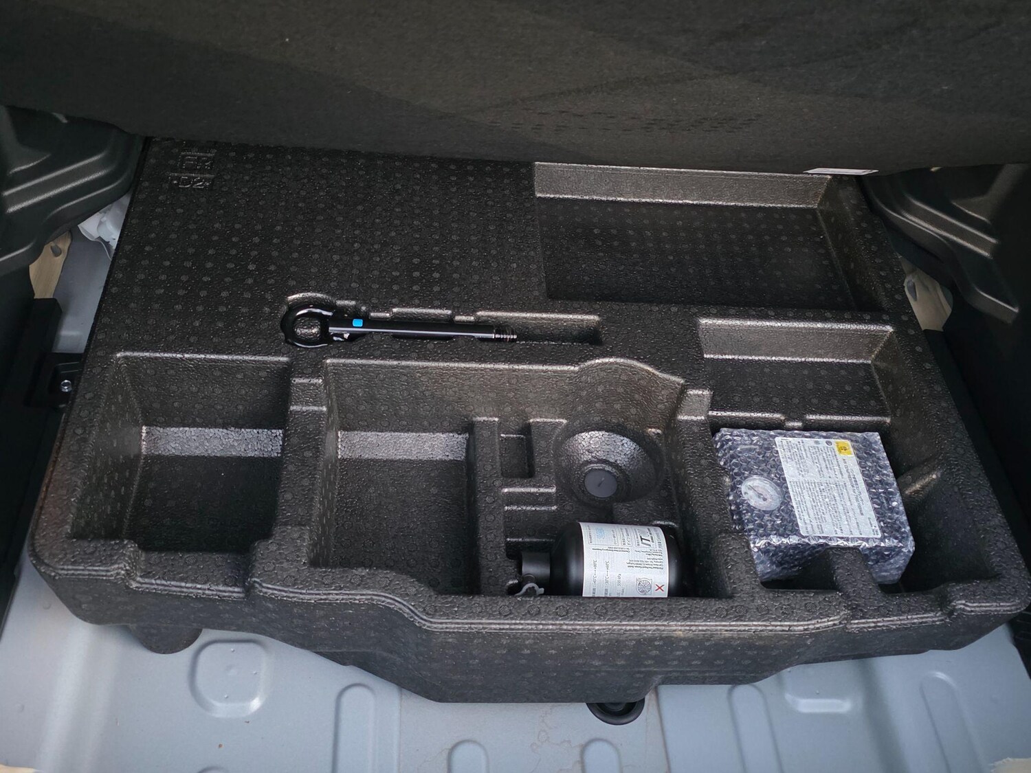 Used Toyota Yaris Cross 2023 for sale - 77688817: Photo 33