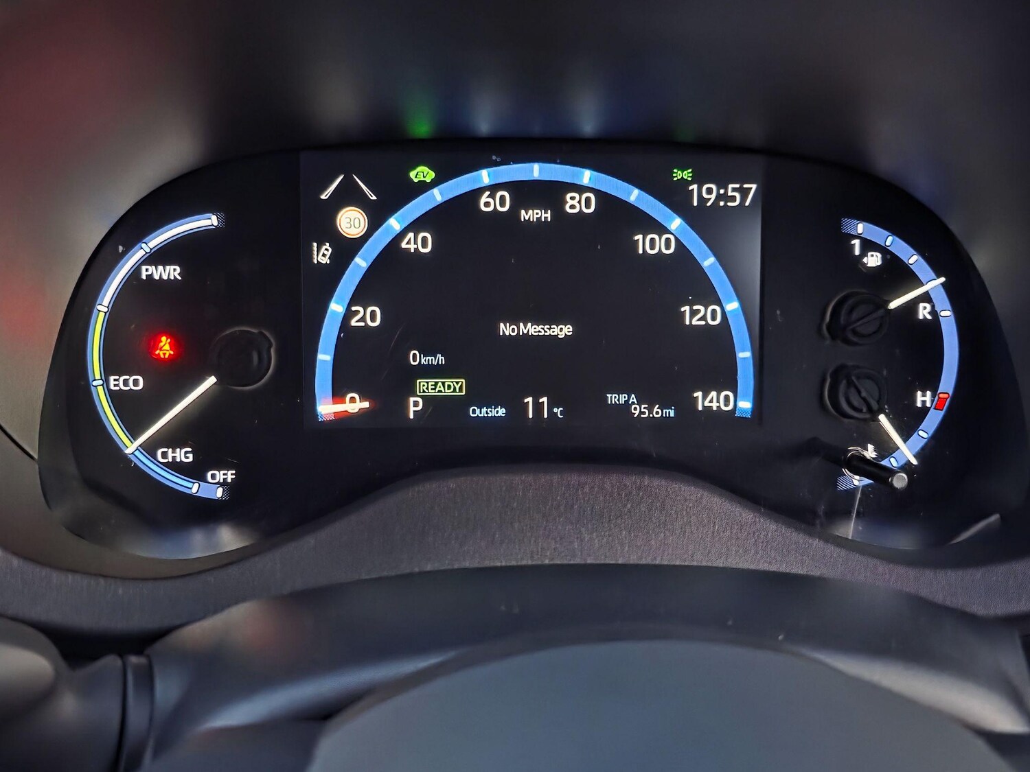 Used Toyota Yaris Cross 2023 for sale - 77688817: Photo 66