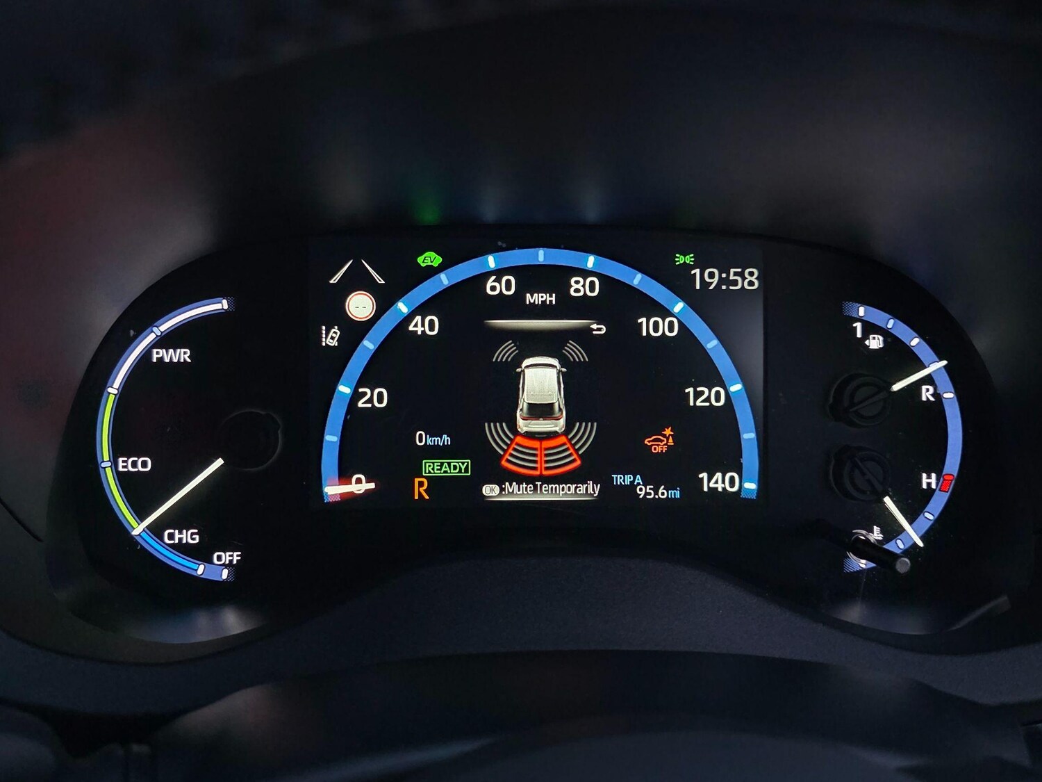 Used Toyota Yaris Cross 2023 for sale - 77688817: Photo 72