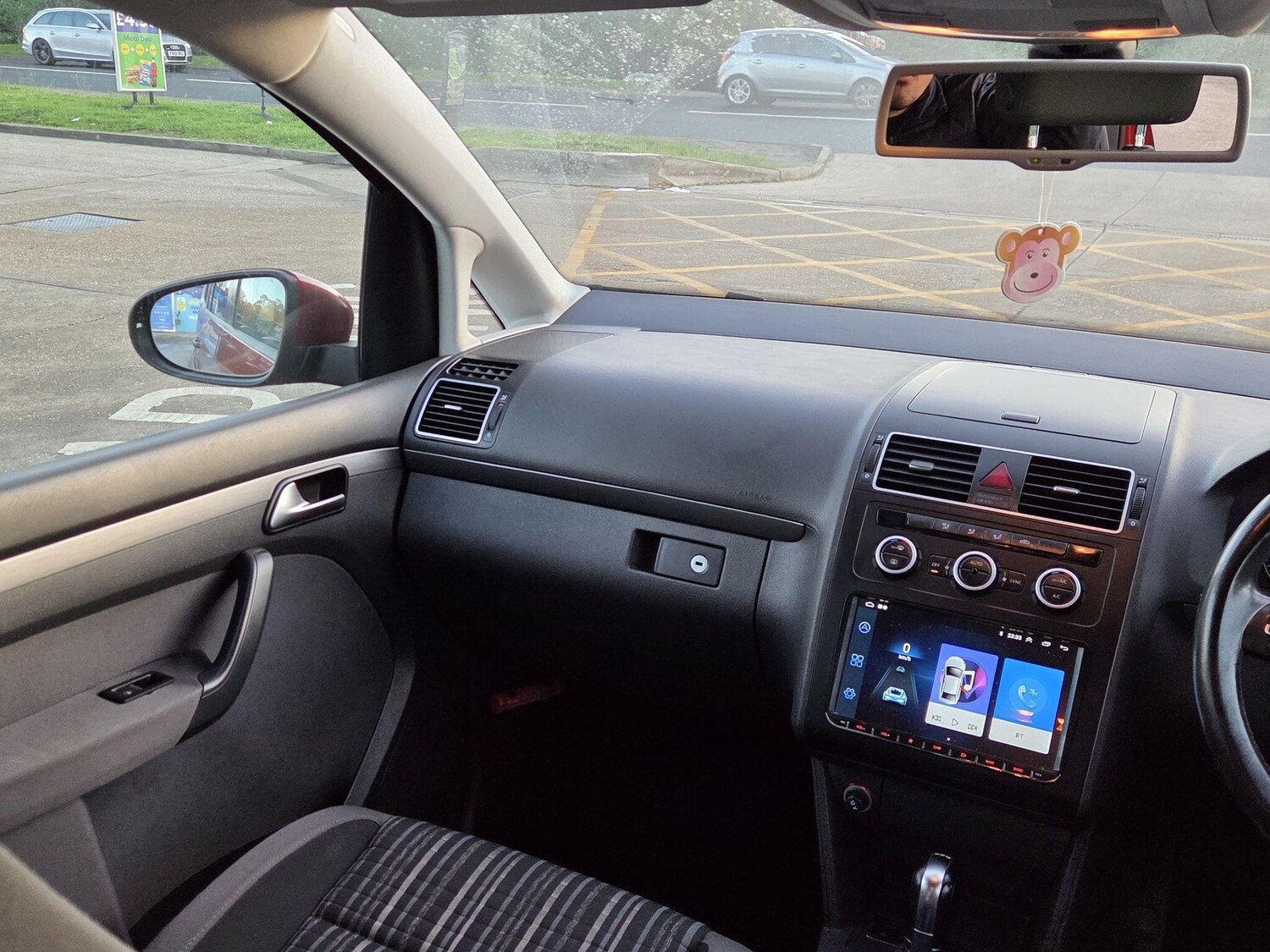 Used Volkswagen Touran for sale - 77688795: Photo 10