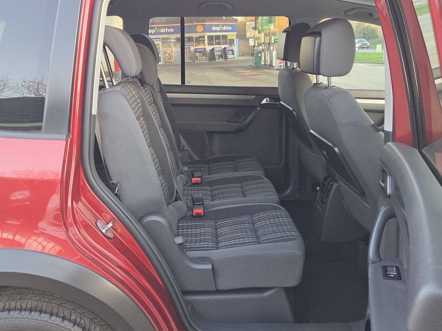 Used Volkswagen Touran for sale - 77688795: Photo 16