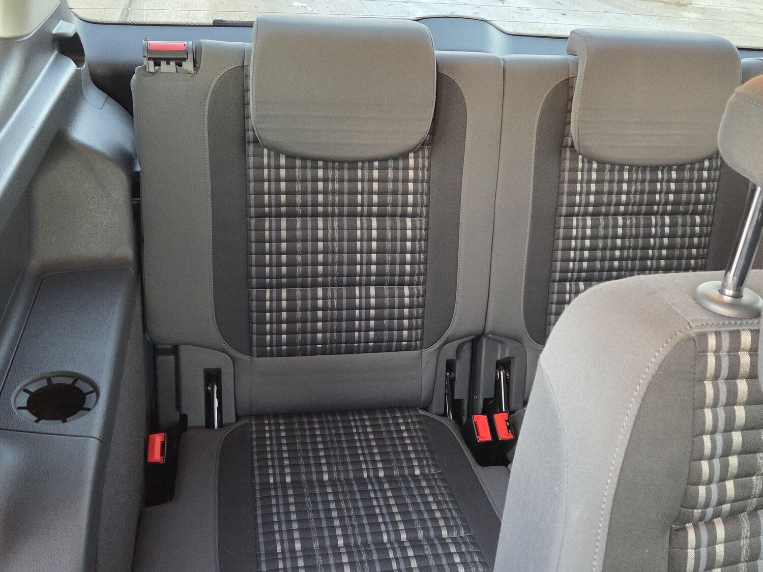 Used Volkswagen Touran for sale - 77688795: Photo 17