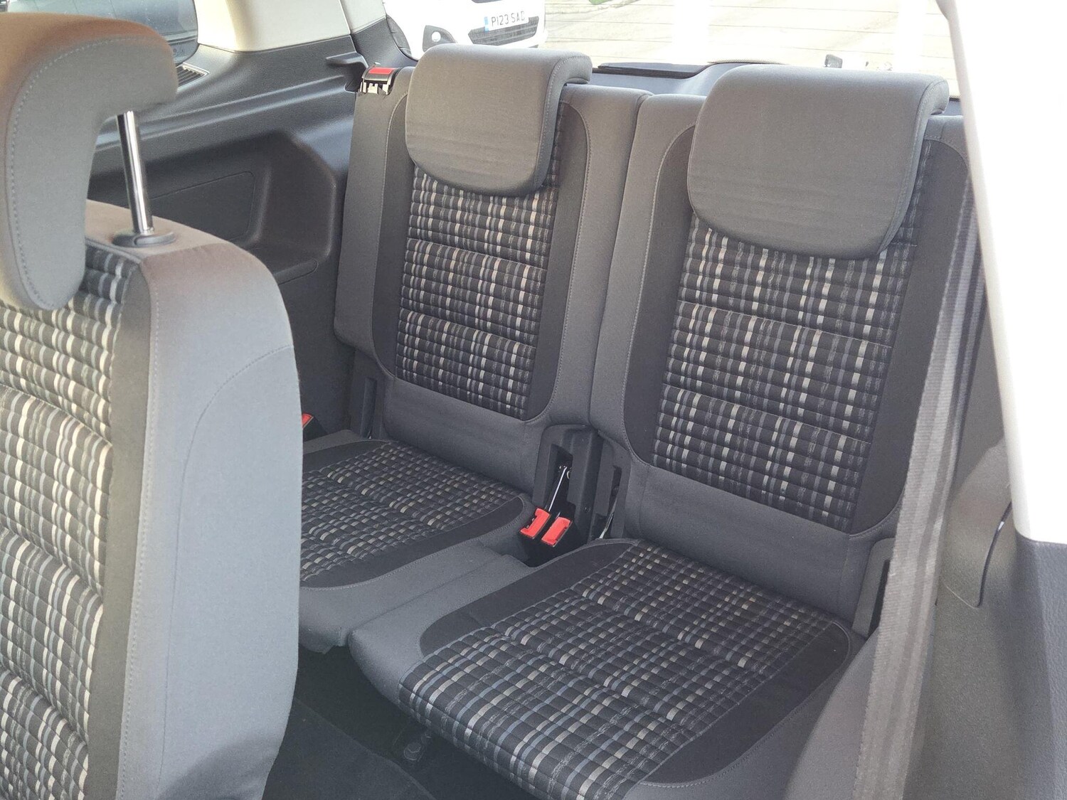 Used Volkswagen Touran for sale - 77688795: Photo 21