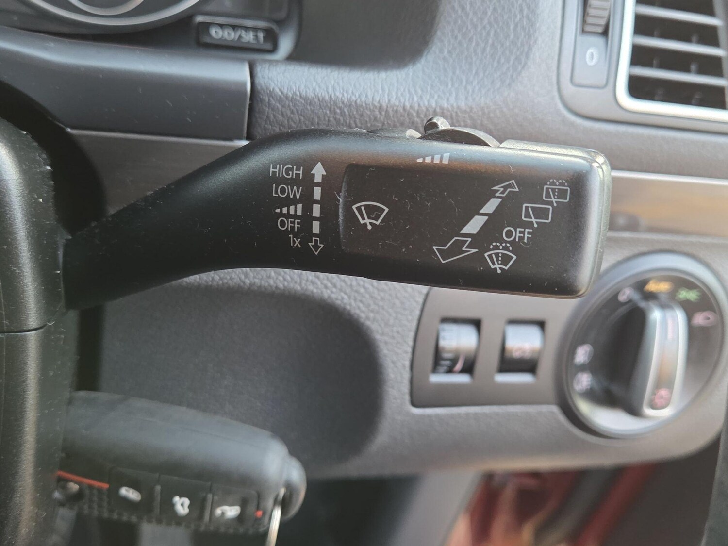 Used Volkswagen Touran for sale - 77688795: Photo 27