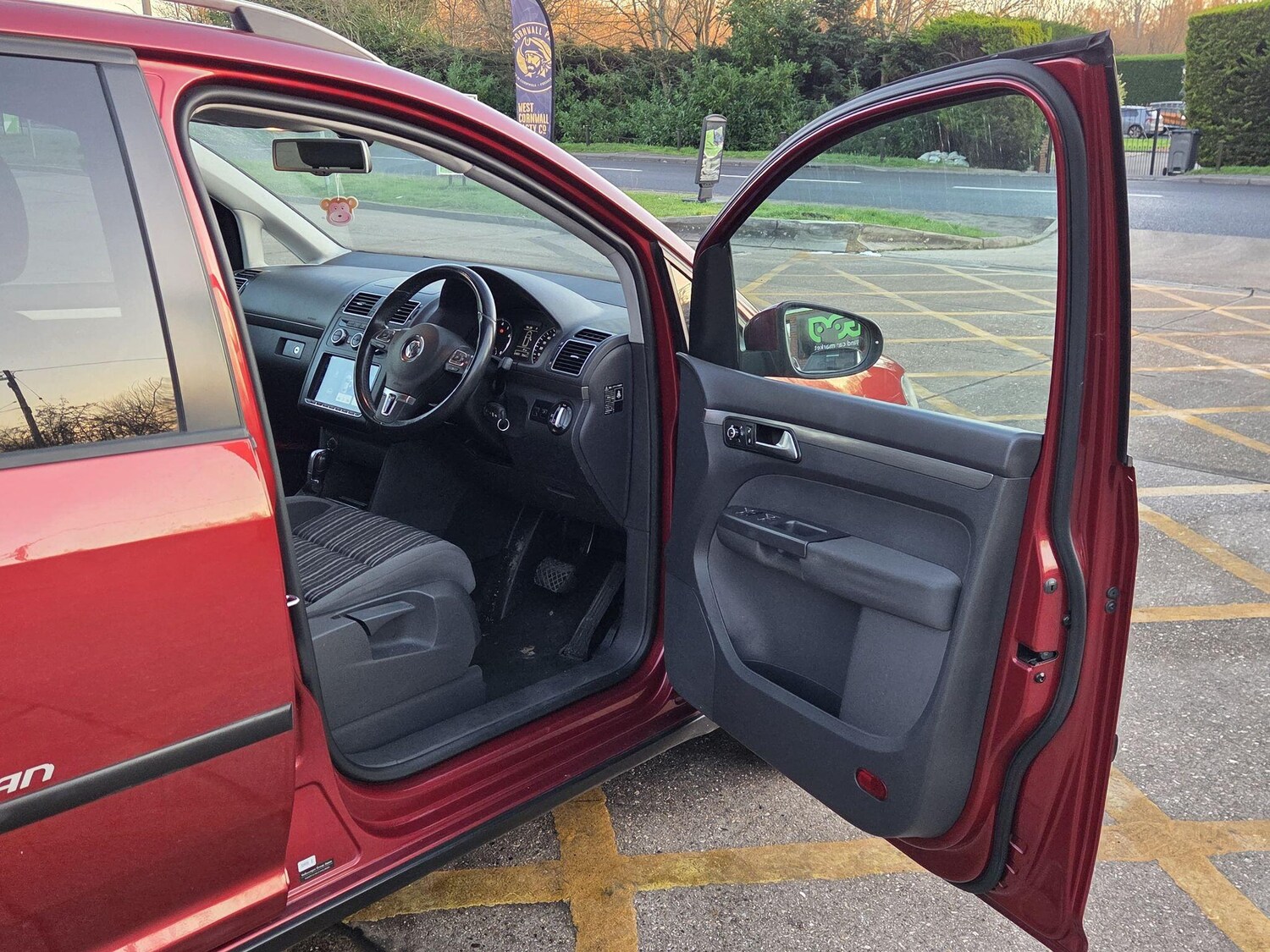 Used Volkswagen Touran for sale - 77688795: Photo 34