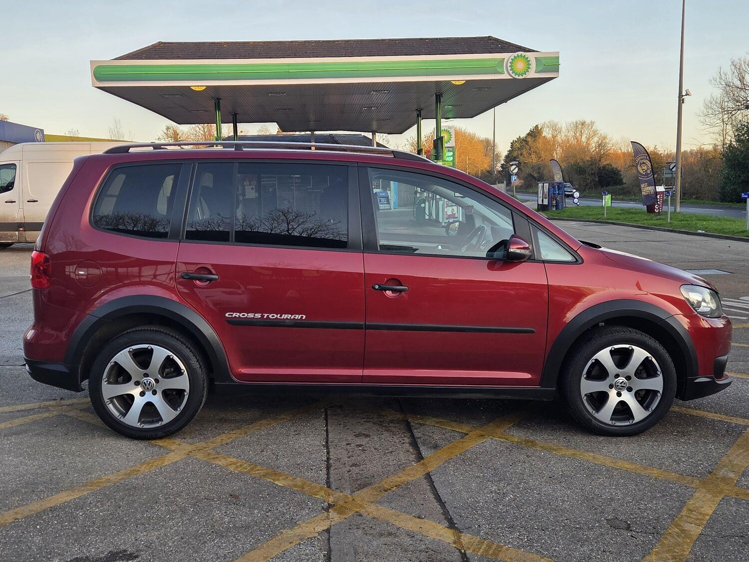 Used Volkswagen Touran for sale - 77688795: Photo 7