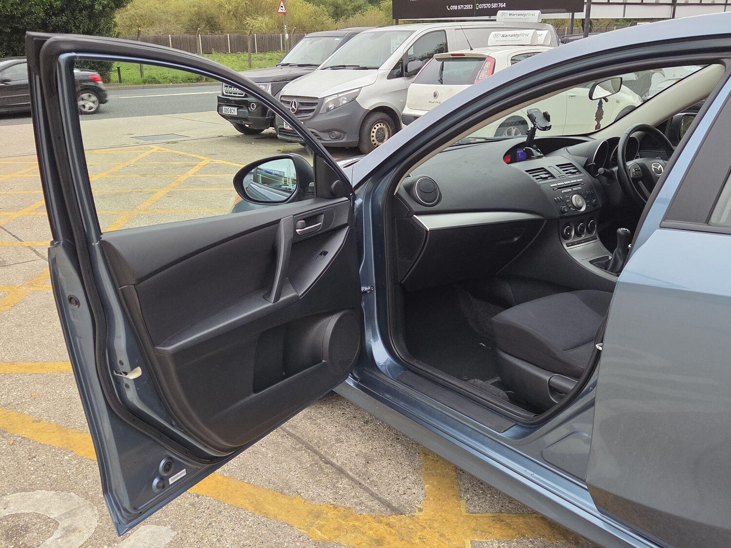 Used Mazda Mazda3 for sale - 77688790: Photo 32