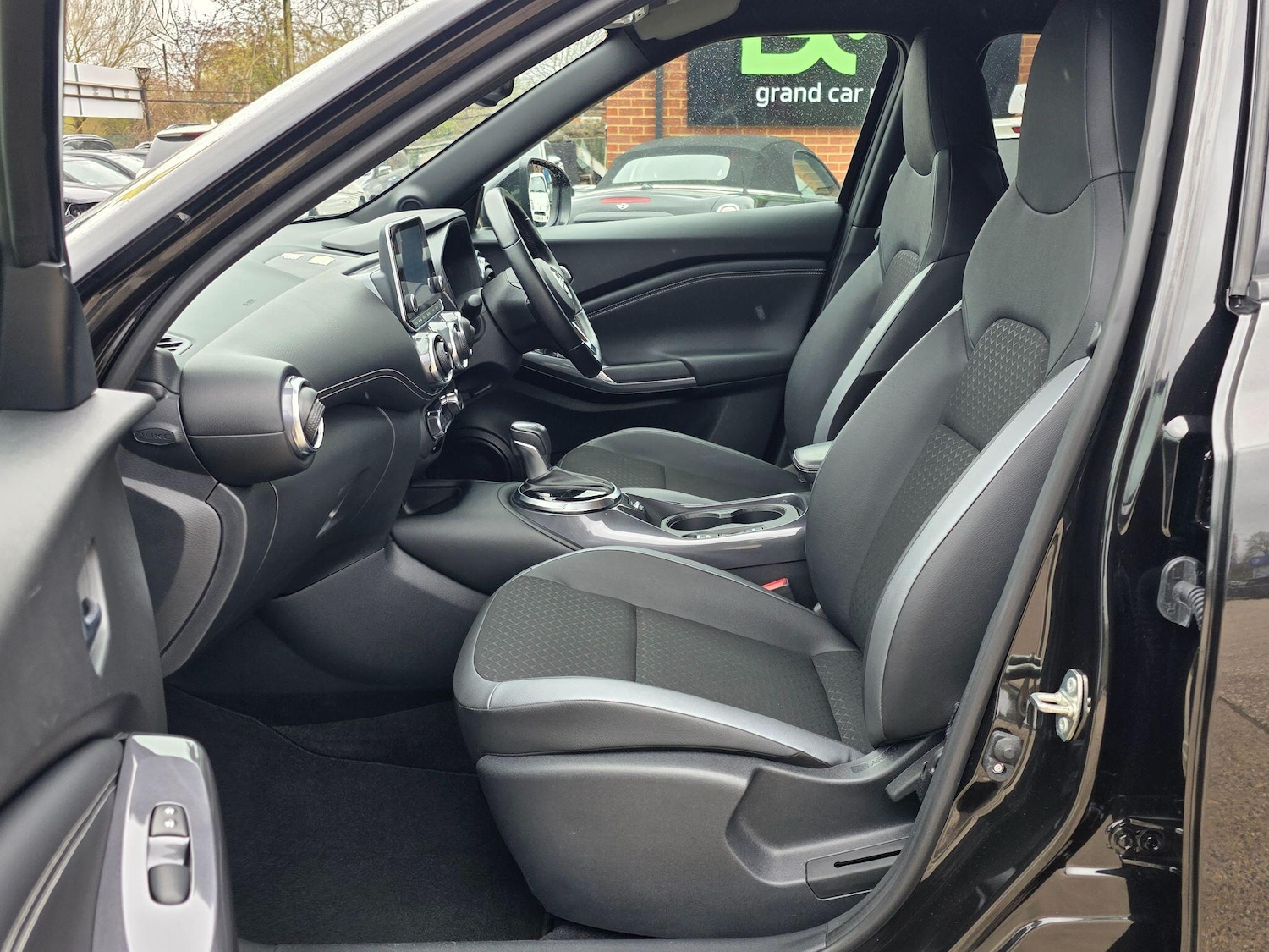 Used Nissan Juke 2024 for sale - 77853944: Photo 60