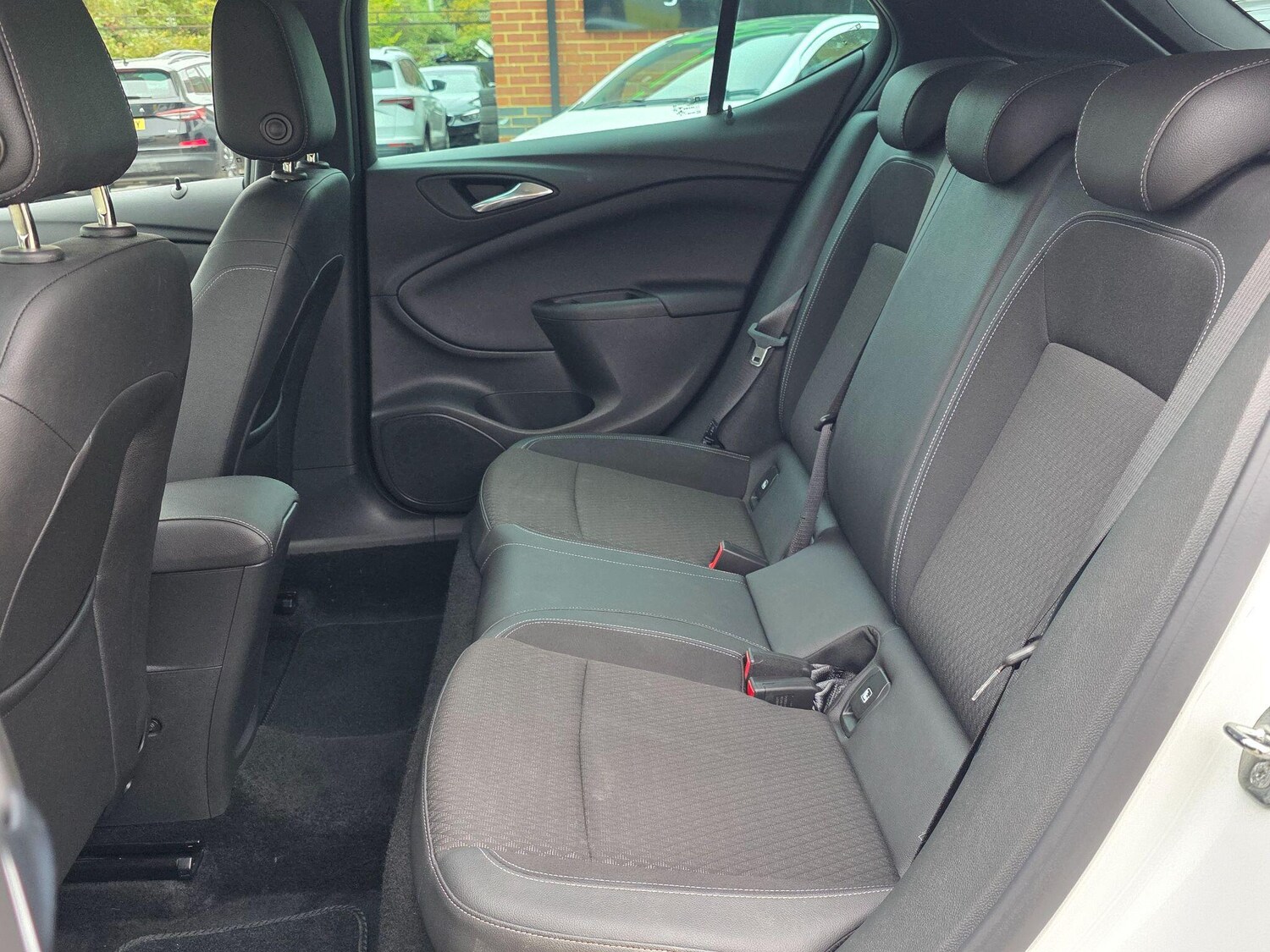 Used Vauxhall Astra for sale - 77688799: Photo 29