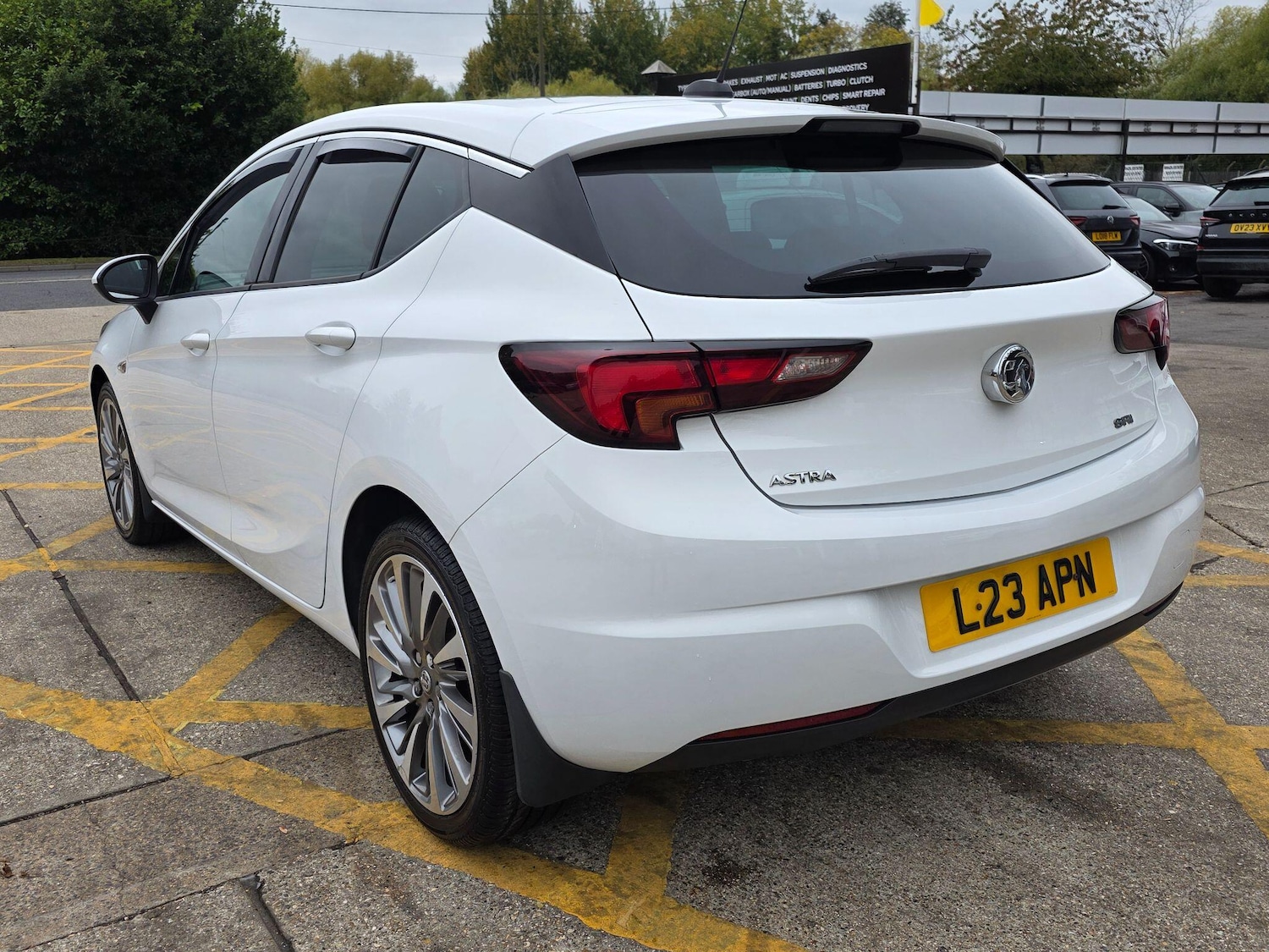 Used Vauxhall Astra for sale - 77688799: Photo 5