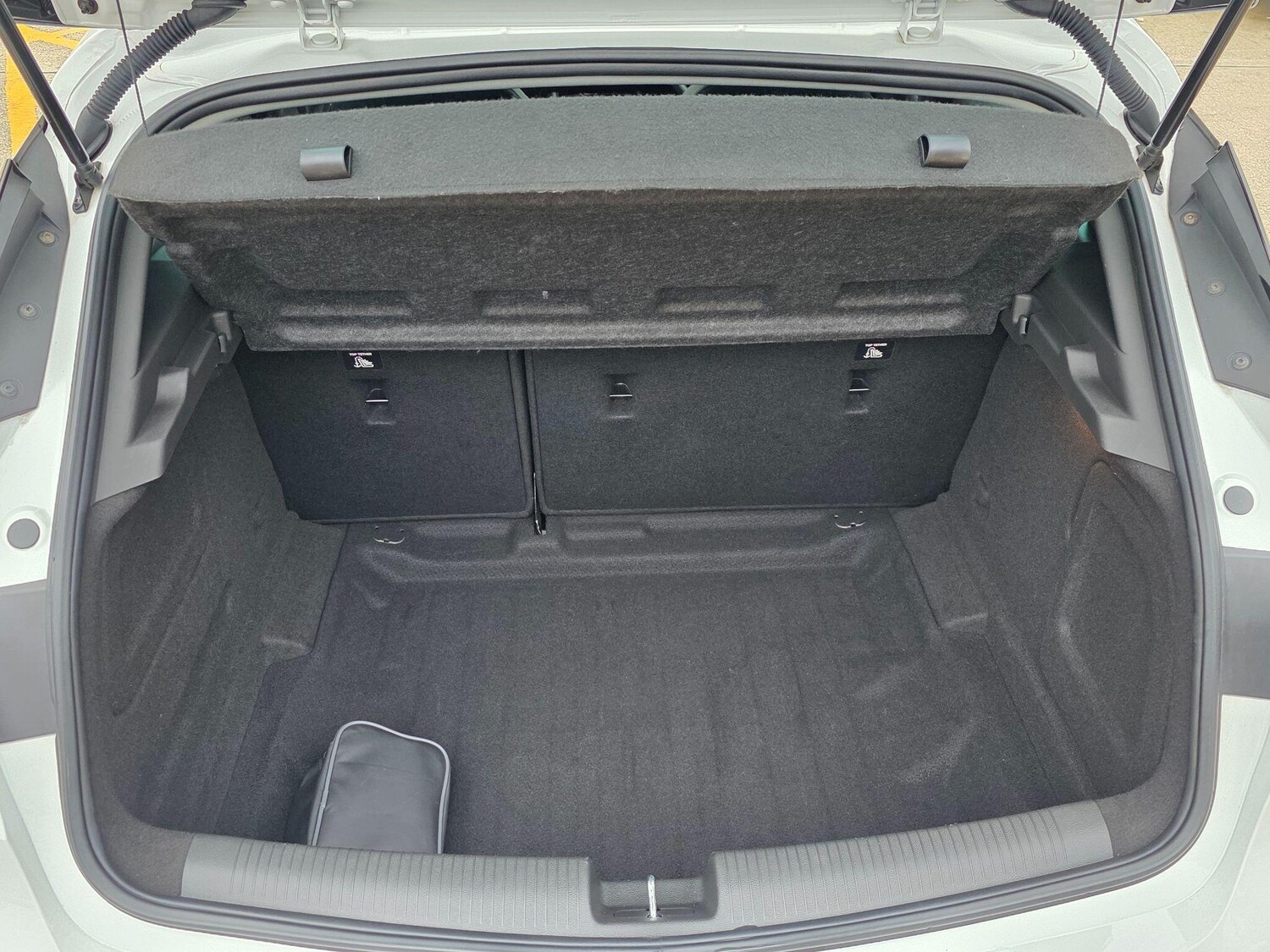 Used Vauxhall Astra for sale - 77688799: Photo 53