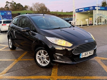 Used Ford Fiesta 2015 for sale - 77688820: Photo