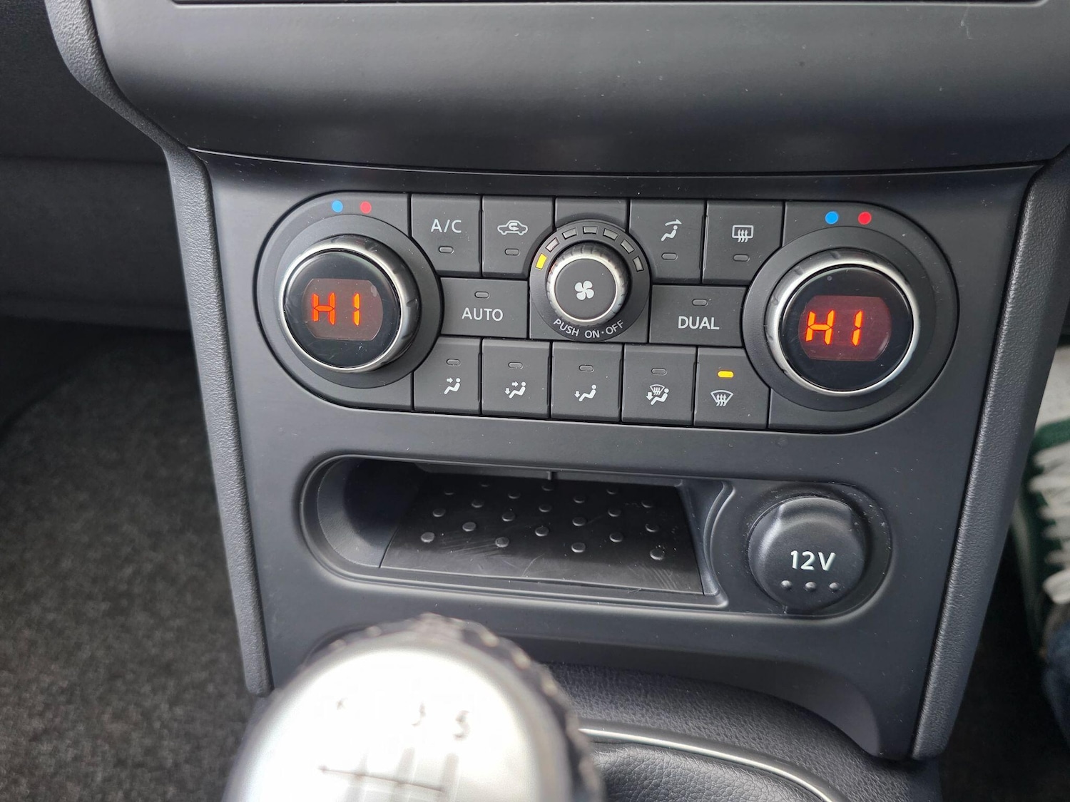 Used Nissan Qashqai+2 2011 for sale - 77688791: Photo 37