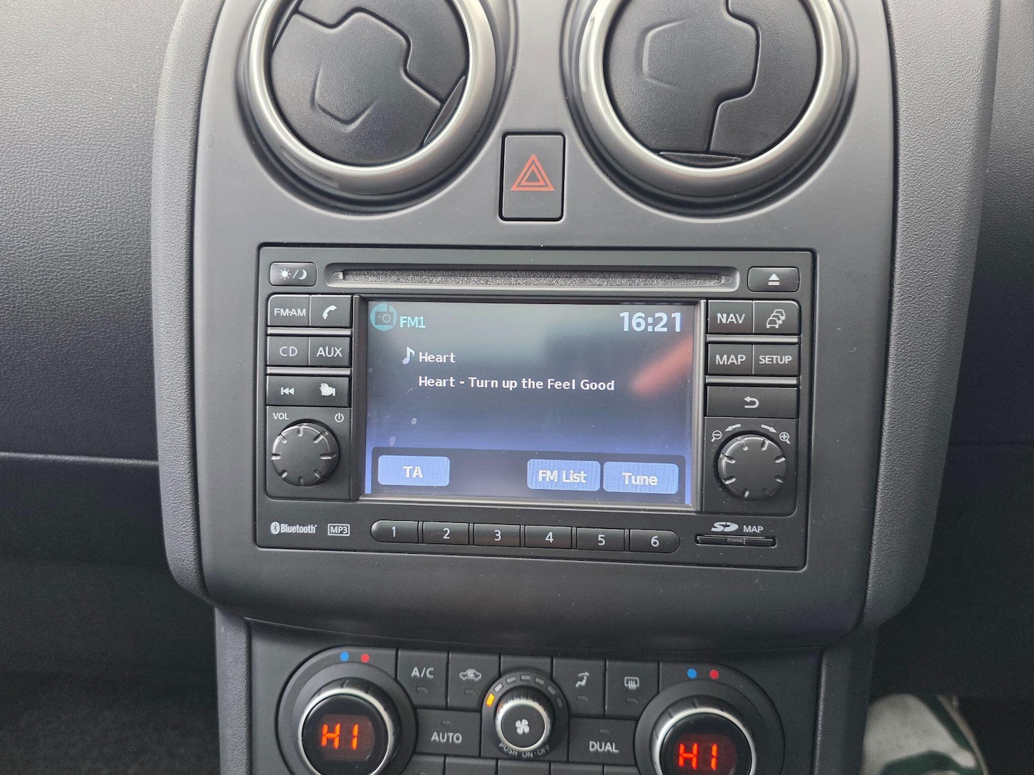 Used Nissan Qashqai+2 2011 for sale - 77688791: Photo 53