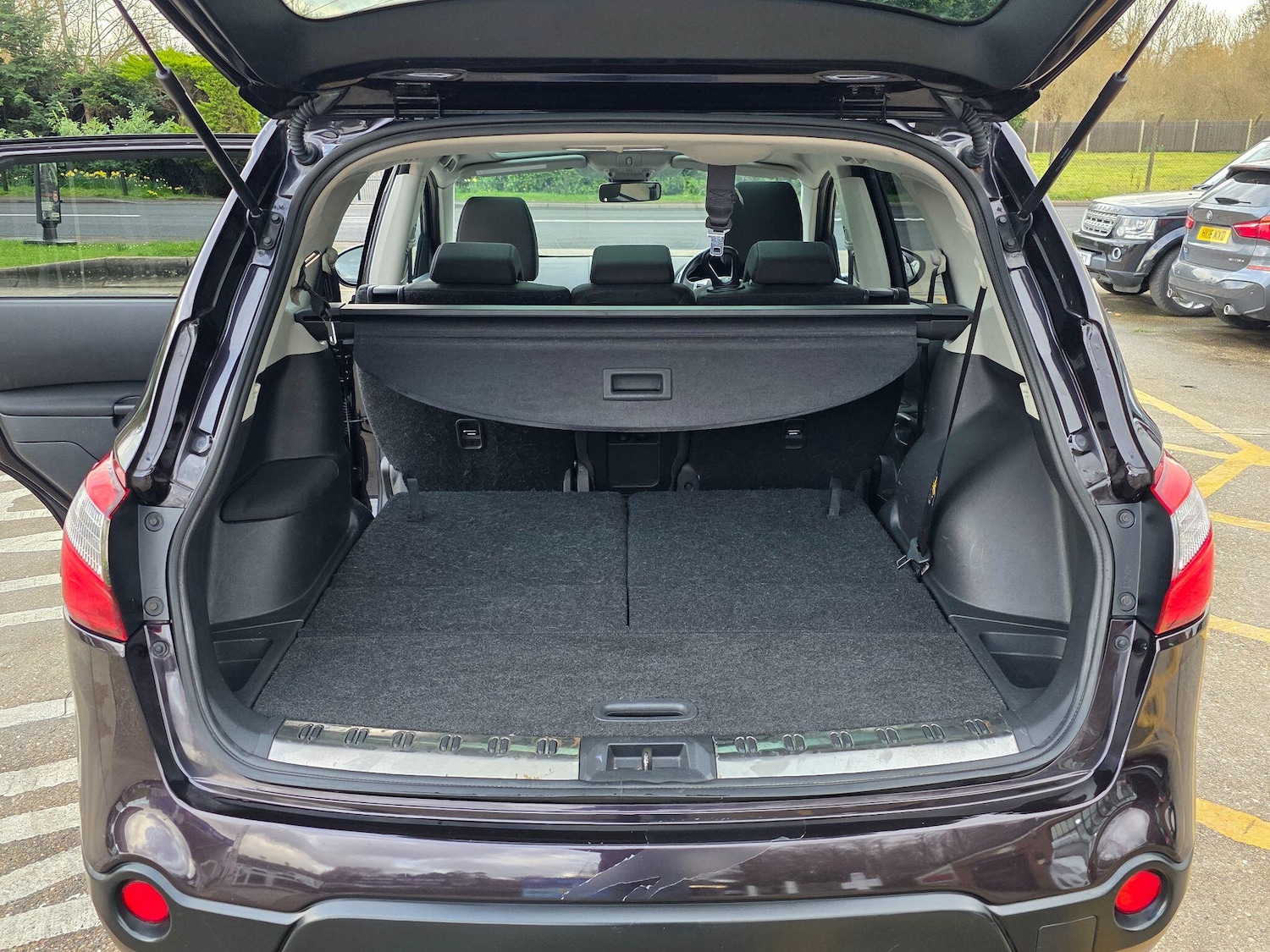 Used Nissan Qashqai+2 2011 for sale - 77688791: Photo 58