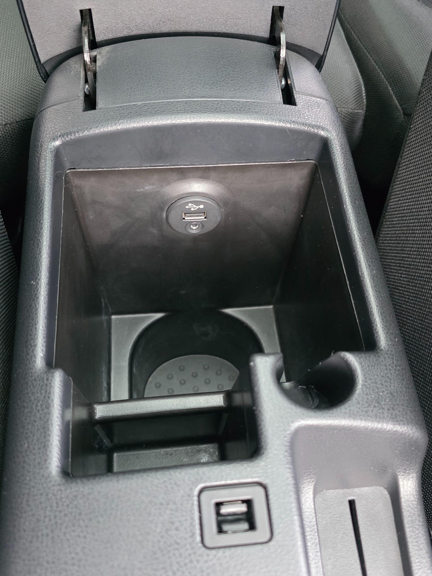 Used Nissan Qashqai+2 2011 for sale - 77688791: Photo 74