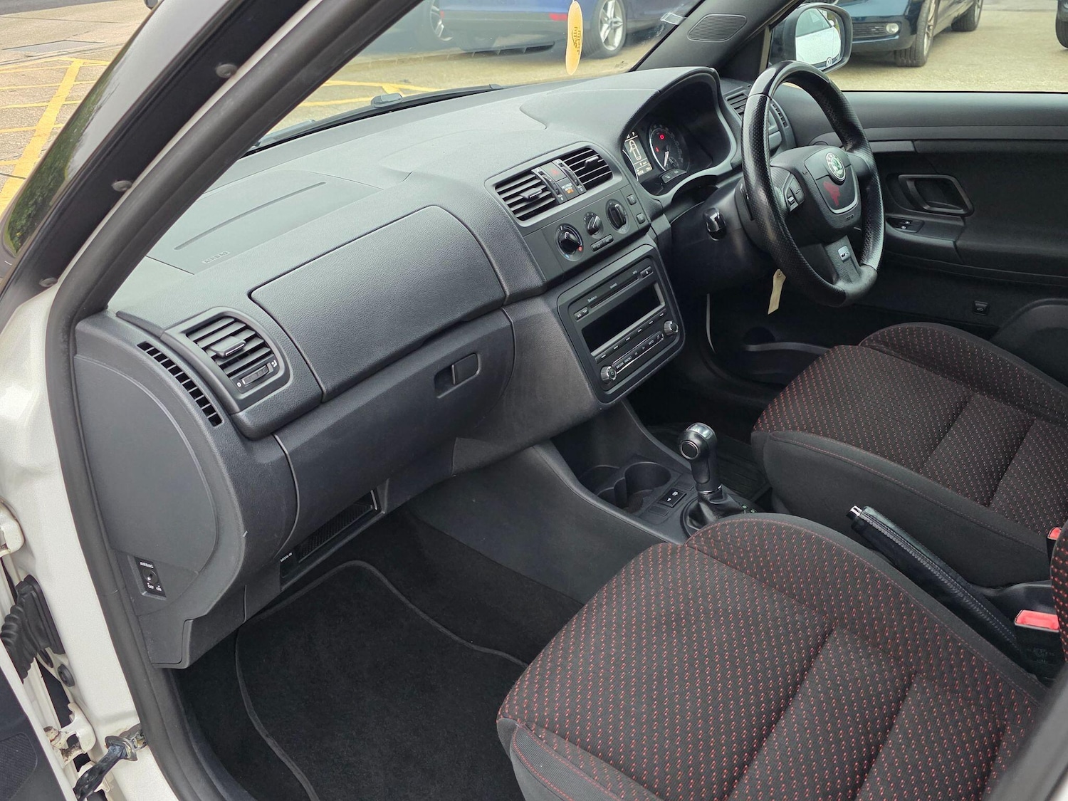 Used Skoda Fabia 2011 for sale - 77688783: Photo 18