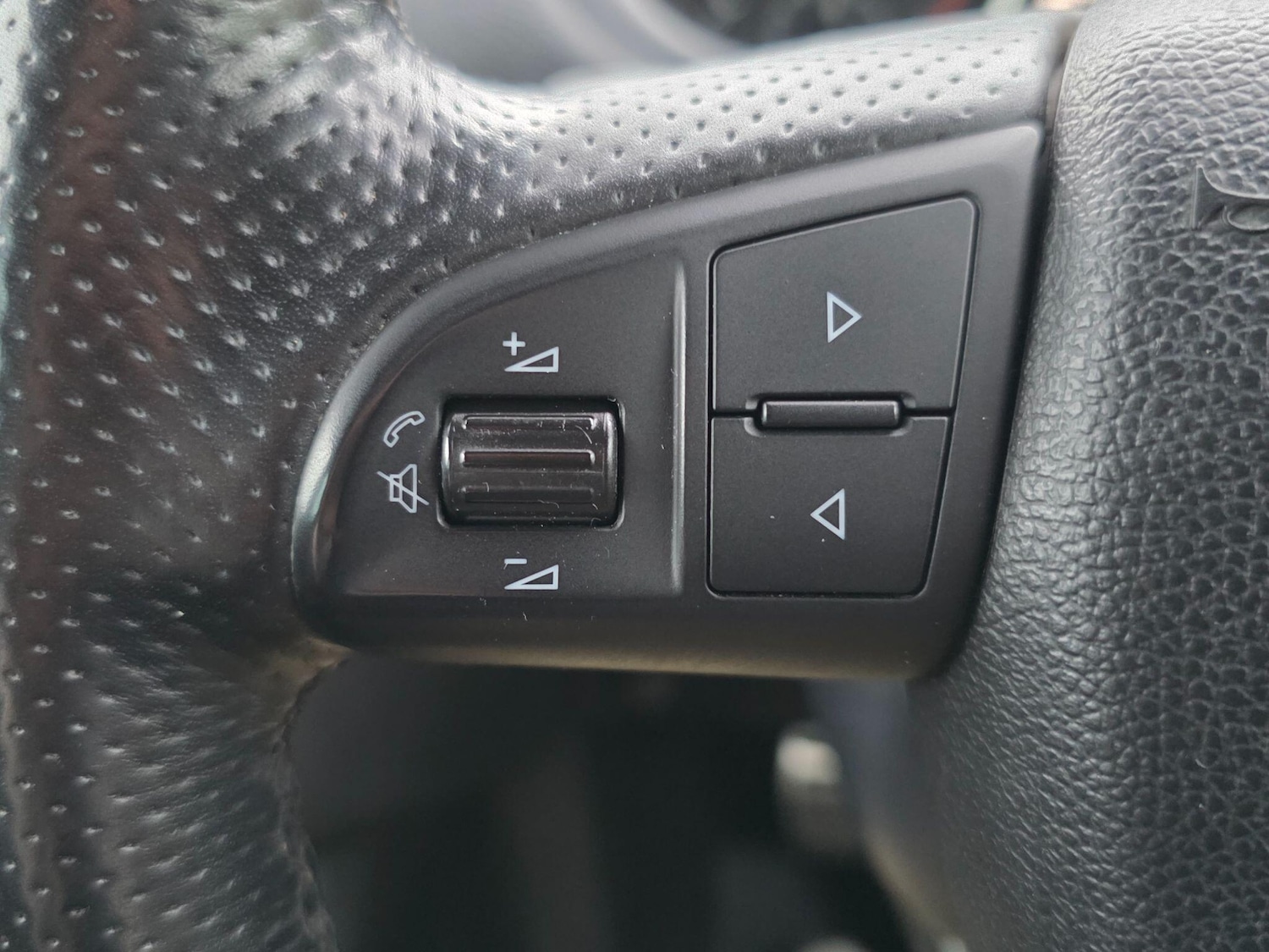 Used Skoda Fabia 2011 for sale - 77688783: Photo 31