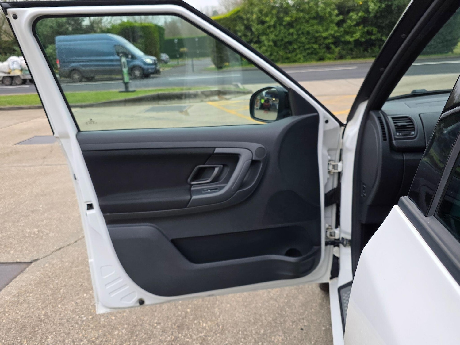 Used Skoda Fabia 2011 for sale - 77688783: Photo 38