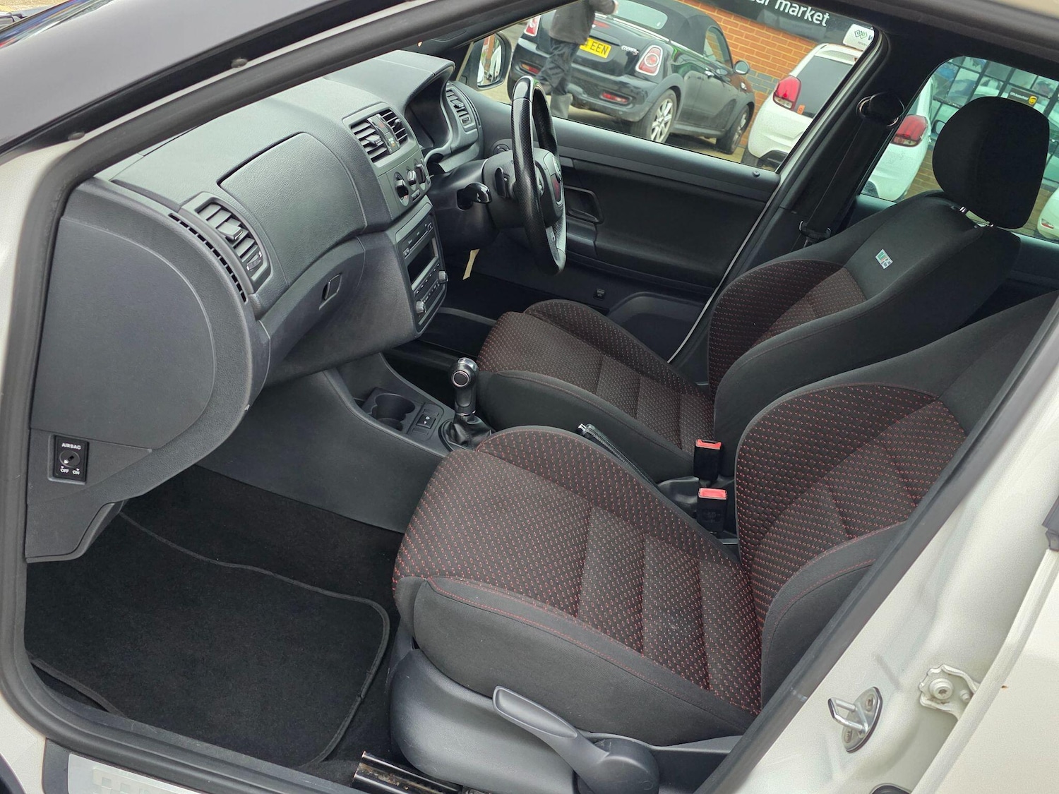 Used Skoda Fabia 2011 for sale - 77688783: Photo 55