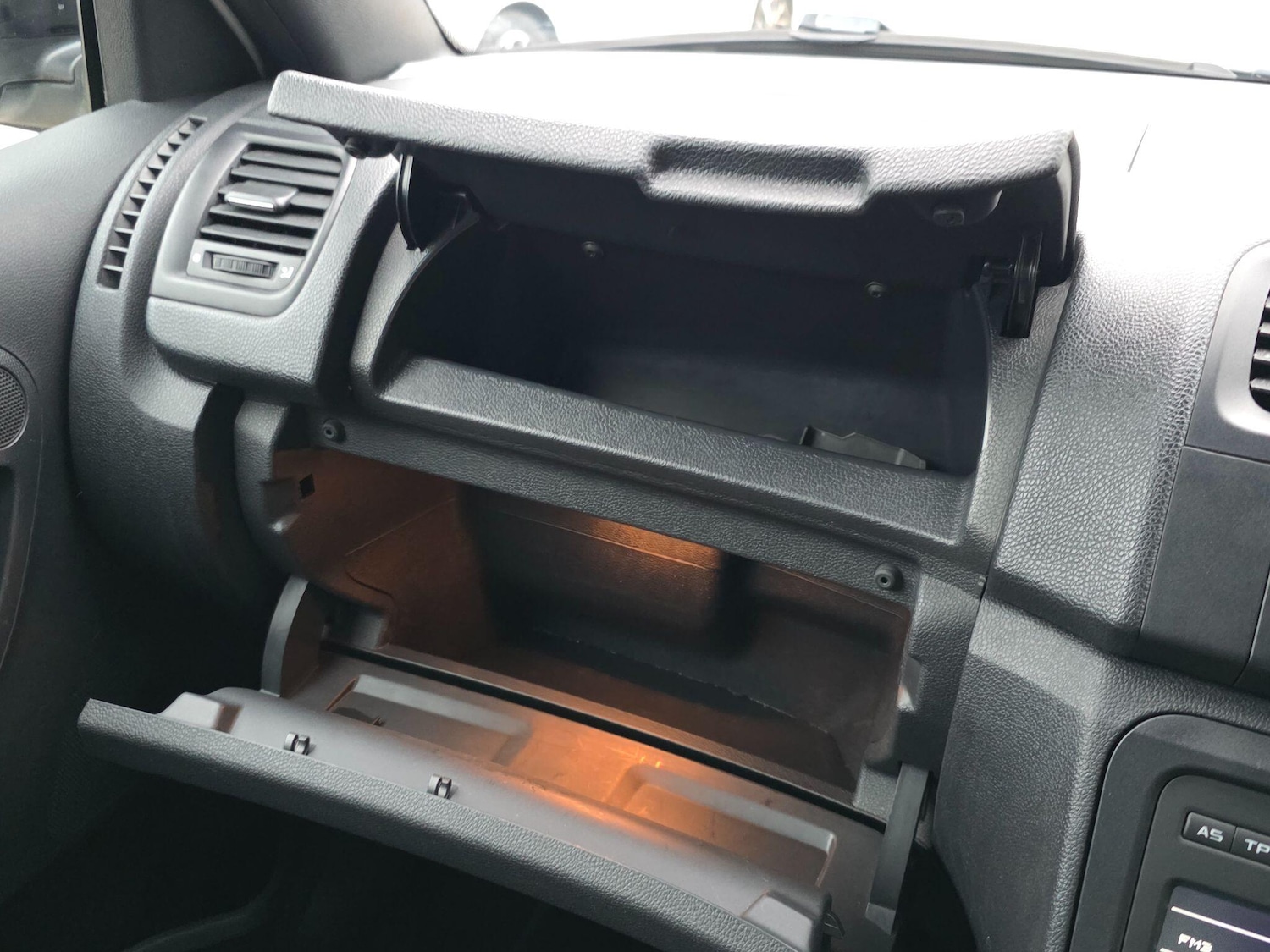 Used Skoda Fabia 2011 for sale - 77688783: Photo 64