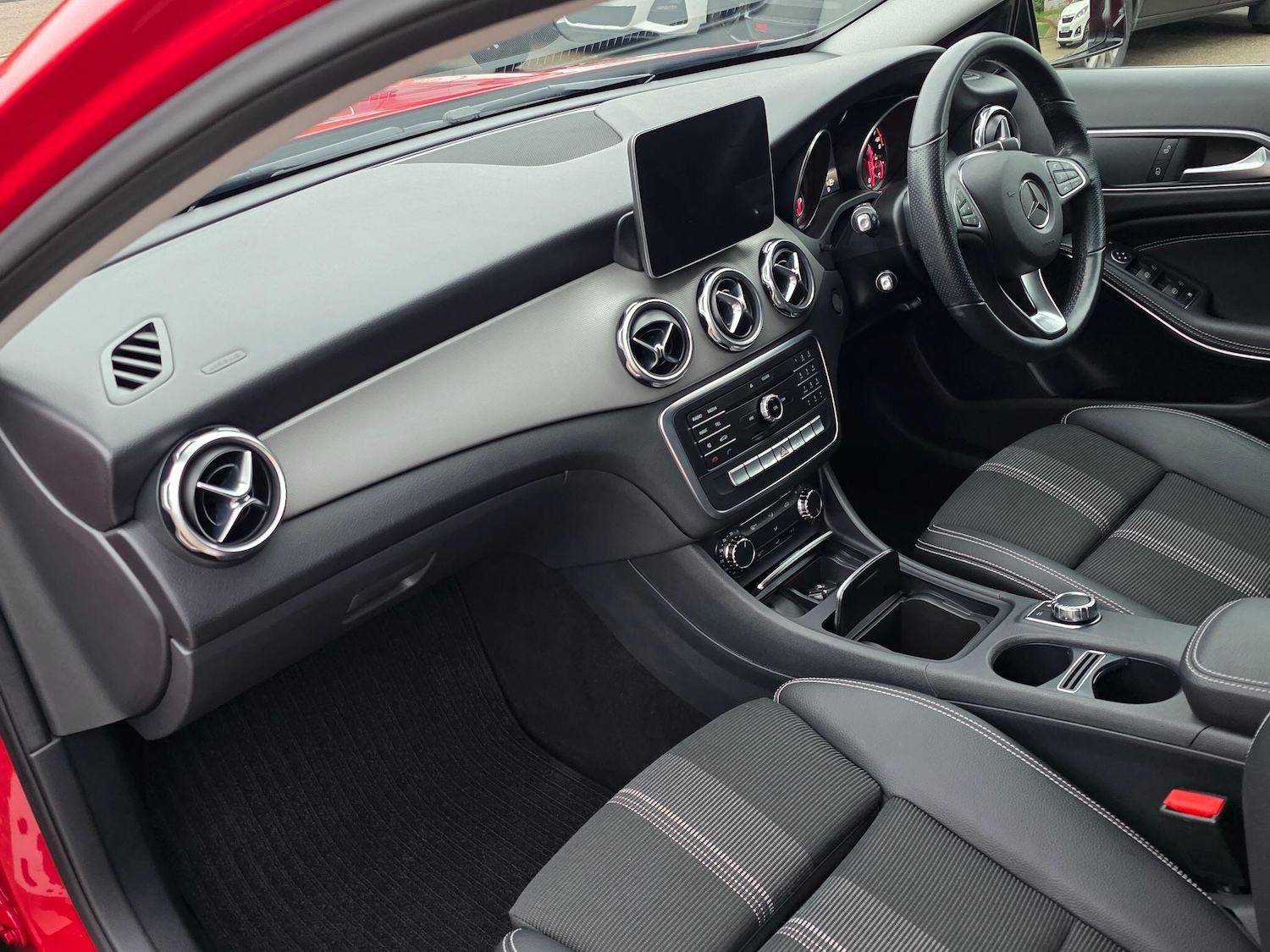 Used Mercedes-Benz GLA 2019 for sale - 77688814: Photo 21