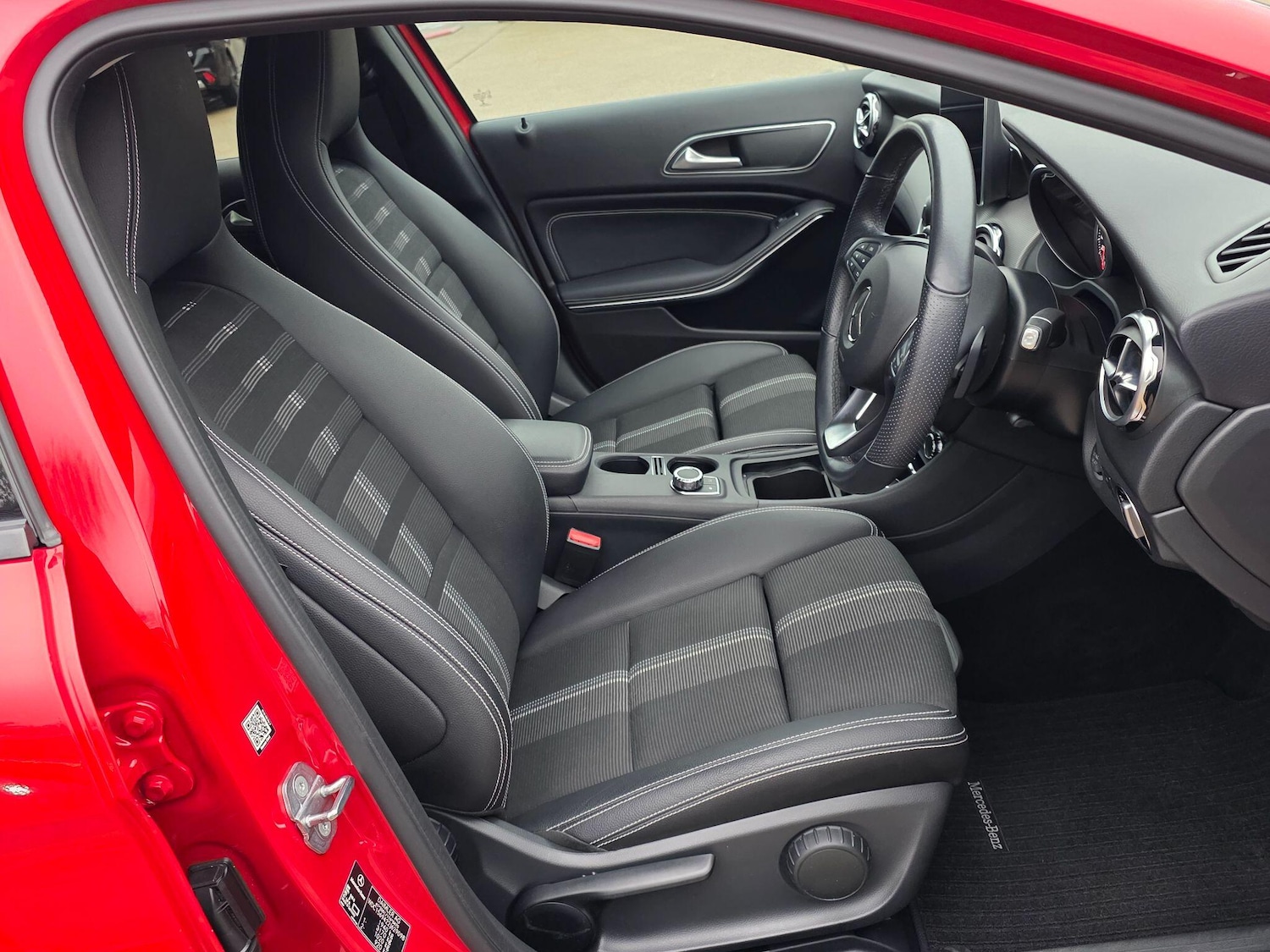 Used Mercedes-Benz GLA 2019 for sale - 77688814: Photo 23