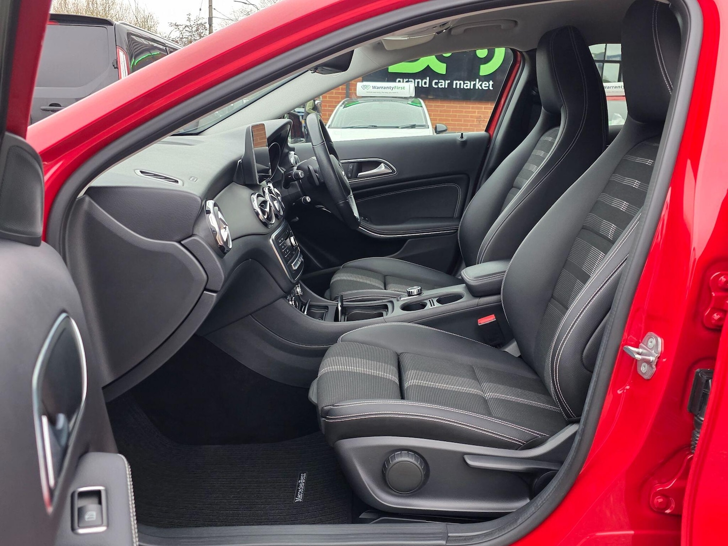 Used Mercedes-Benz GLA 2019 for sale - 77688814: Photo 70