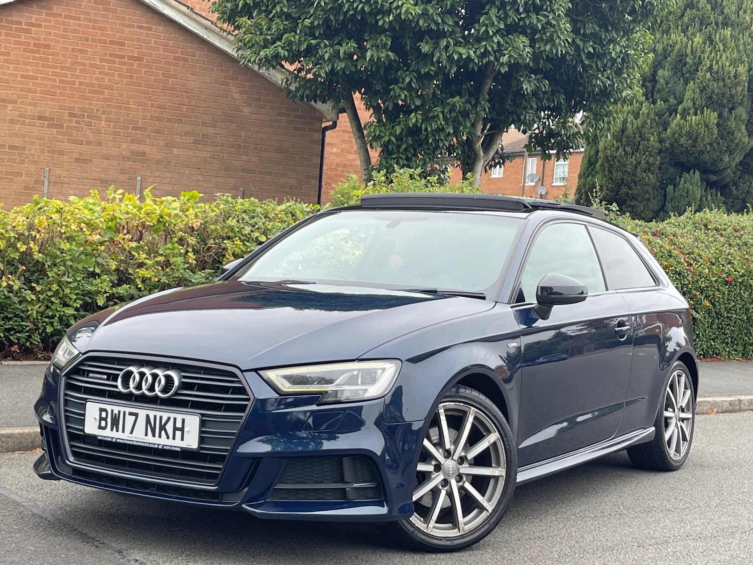 Used Audi A3 2017 for sale - 76076954: Photo 2