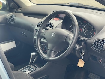 Used Peugeot 206 2004 for sale - 75668401: Photo