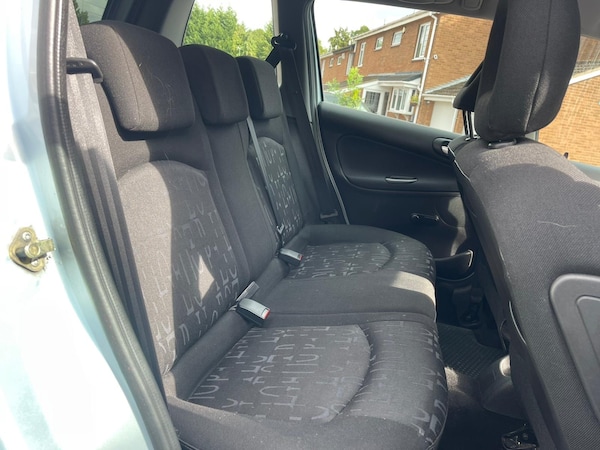 Used Peugeot 206 2004 for sale - 75668401: Photo 8