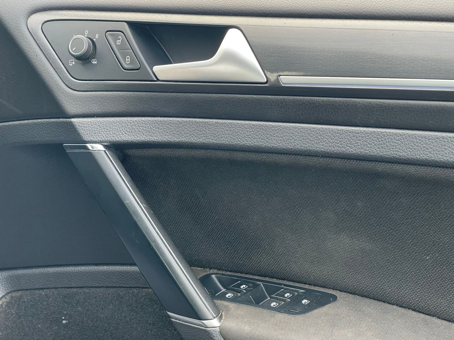 Used Volkswagen Golf 2017 for sale - 77570291: Photo 19