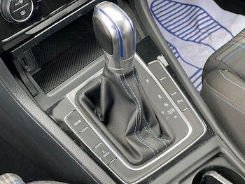 Used Volkswagen Golf 2017 for sale - 77570291: Photo