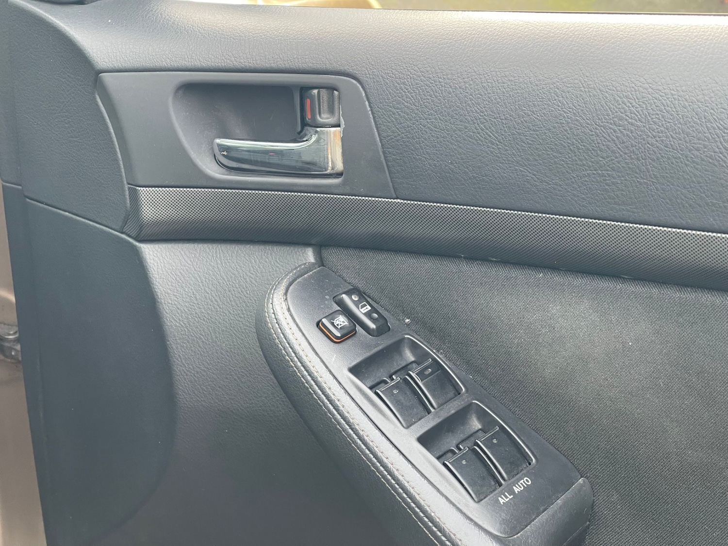 Used Toyota Avensis 2004 for sale - 77558715: Photo 14