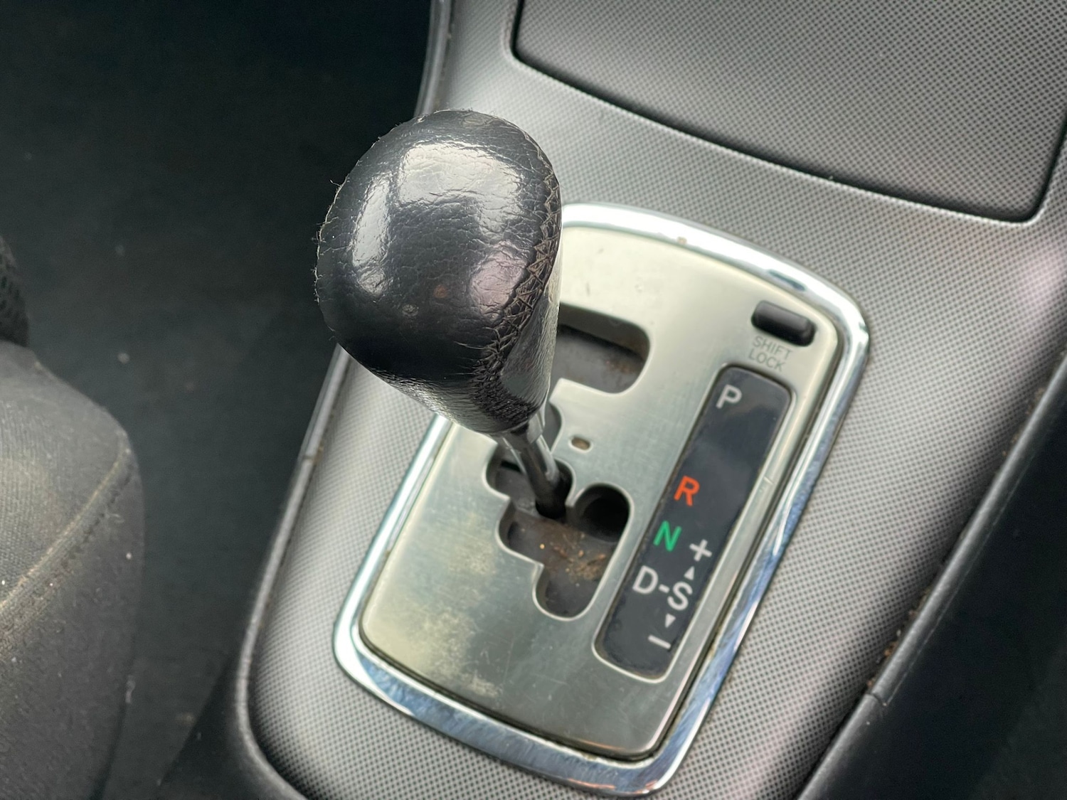 Used Toyota Avensis 2004 for sale - 77558715: Photo 4