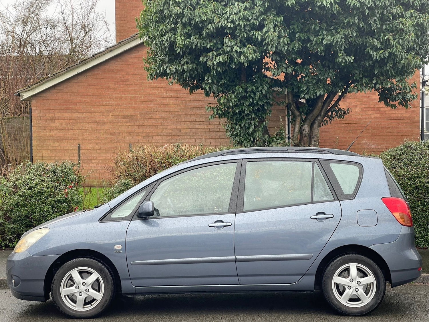 Used Toyota Corolla Verso 2003 for sale - 77370877: Photo 13