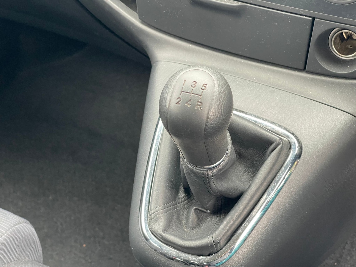 Used Toyota Corolla Verso 2003 for sale - 77370877: Photo 9