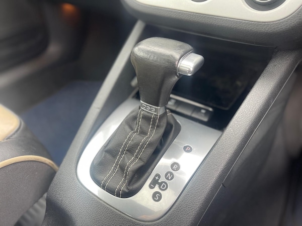 Used Volkswagen EOS 2007 for sale - 76325858: Photo 16