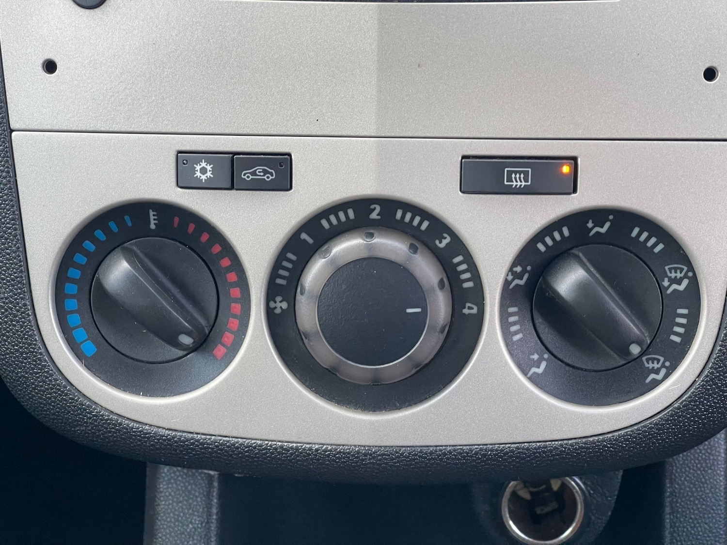 Used Vauxhall Corsa 2007 for sale - 77314307: Photo 16