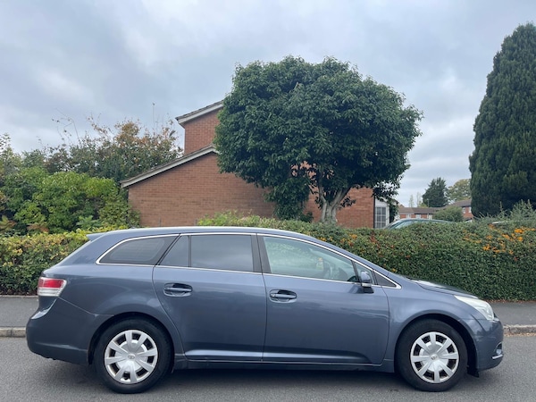 Used Toyota Avensis 2010 for sale - 76225466: Photo 12