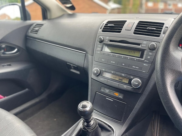 Used Toyota Avensis 2010 for sale - 76225466: Photo 7