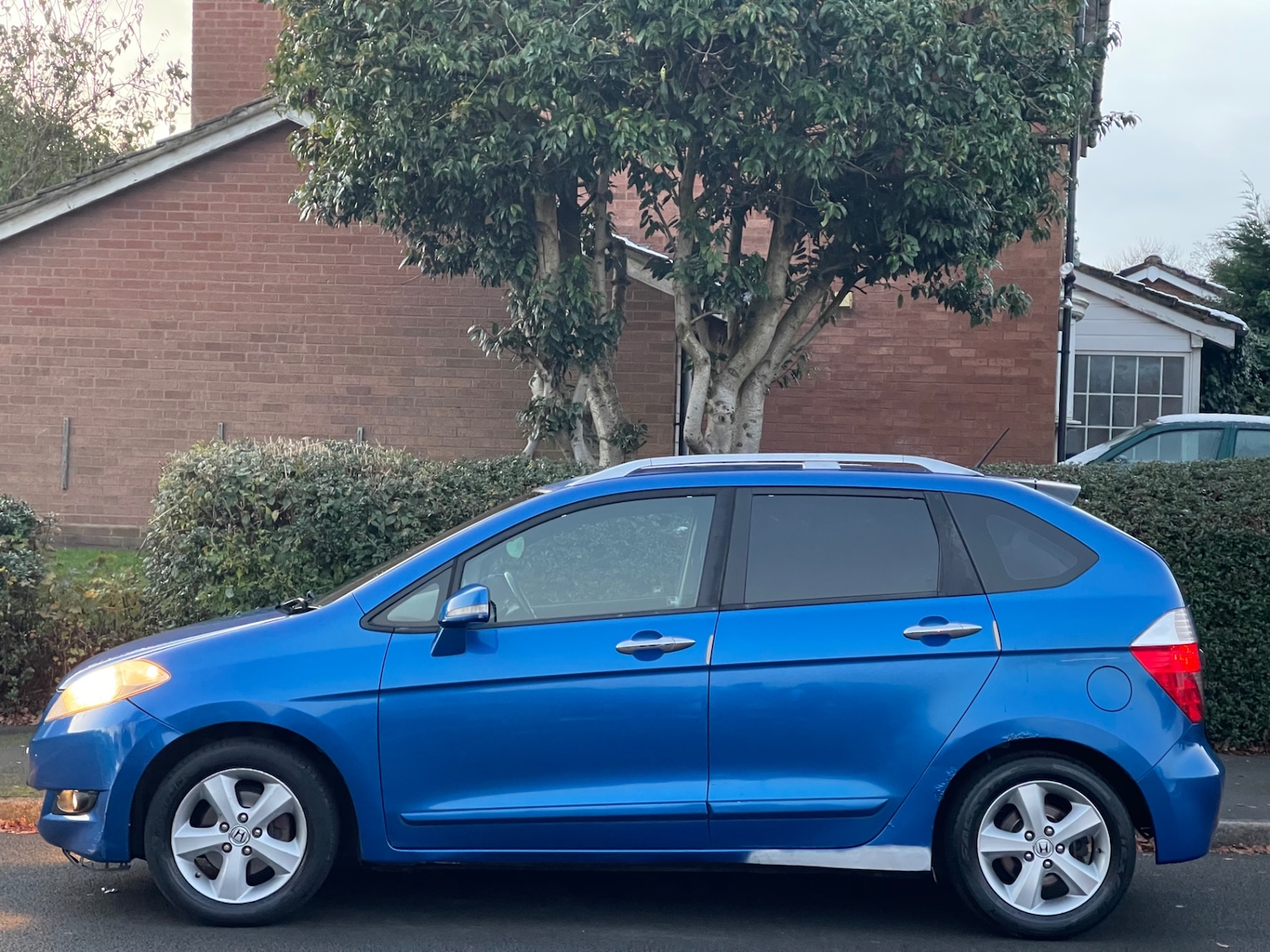 Used Honda FR-V 2005 for sale - 76533642: Photo 6