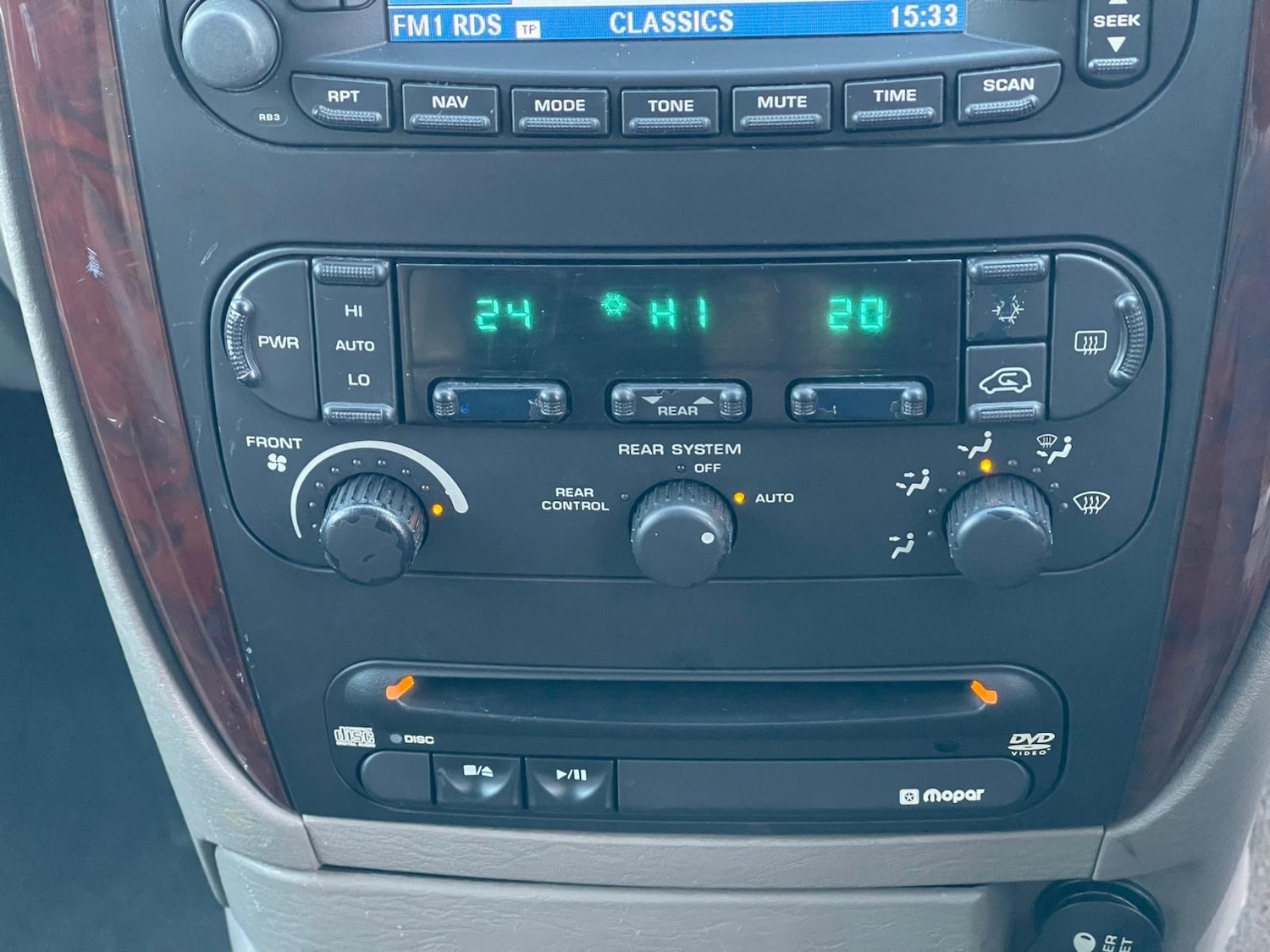 Used Chrysler Grand Voyager 2003 for sale - 77385450: Photo 15