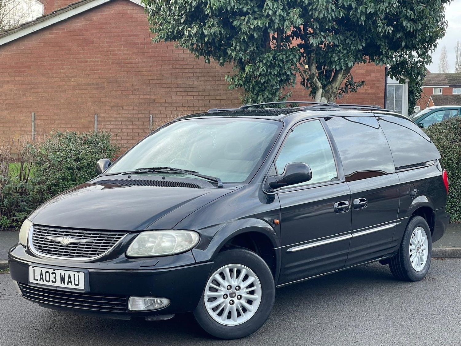 Used Chrysler Grand Voyager 2003 for sale - 77385450: Photo 2