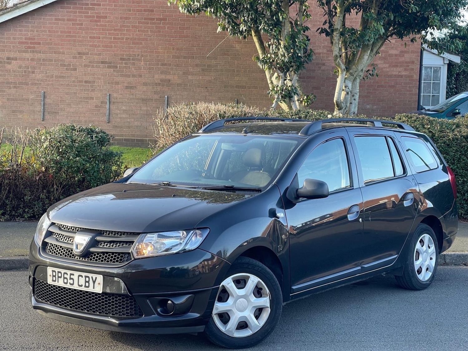 Used Dacia Logan MCV 2015 for sale - 77314319: Photo 2