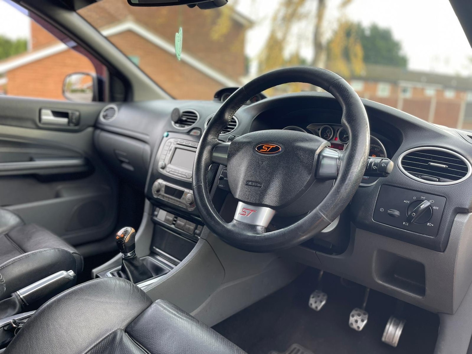 Used Ford Focus 2010 for sale - 76455154: Photo 3