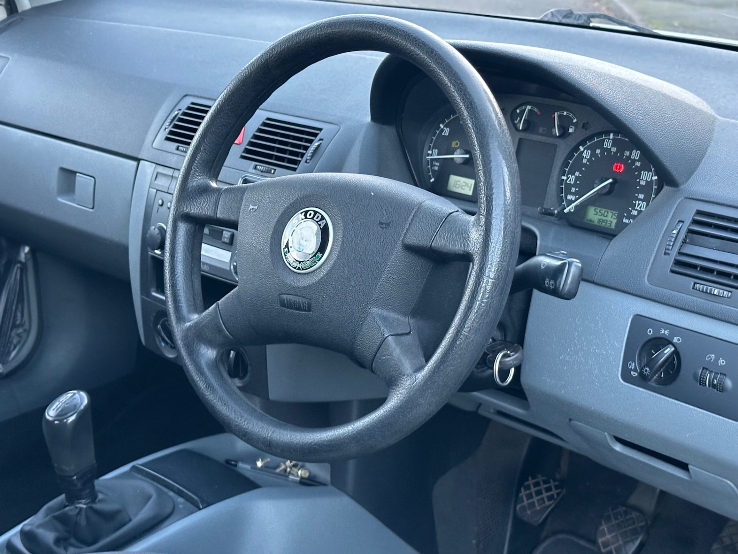 Used Skoda Fabia 2002 for sale - 76913995: Photo 2