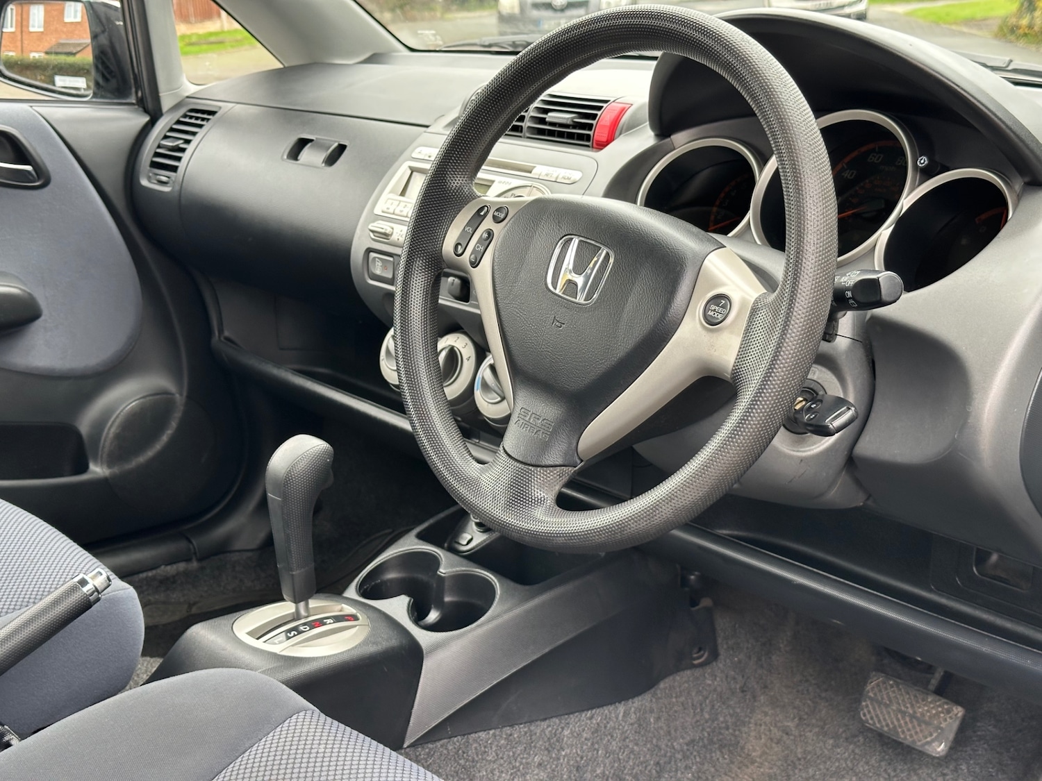 Used Honda Jazz 2006 for sale - 76467494: Photo 2