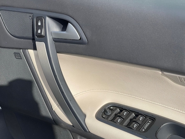 Used Volvo C70 2009 for sale - 75446952: Photo 15